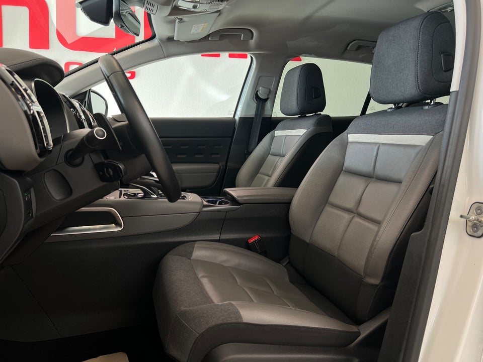 Citroën C5 Aircross 1,6 Hybrid Shine Sport EAT8 5d