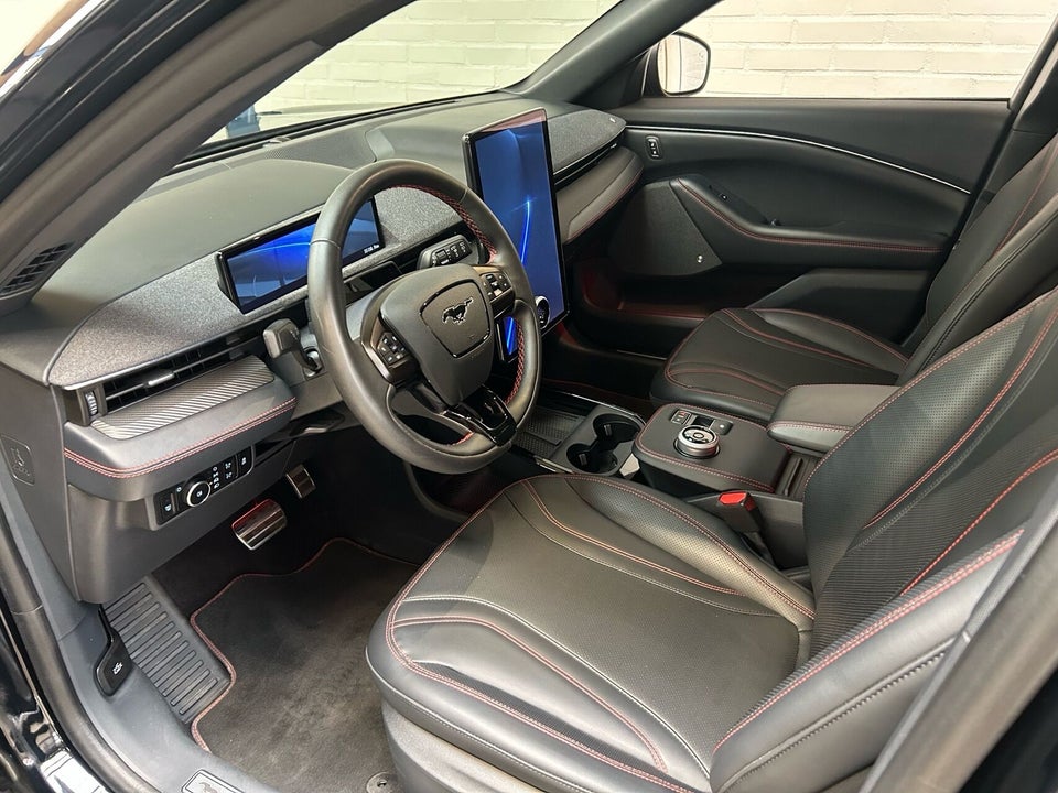Ford Mustang Mach-E 88 Premium Extended Range 5d