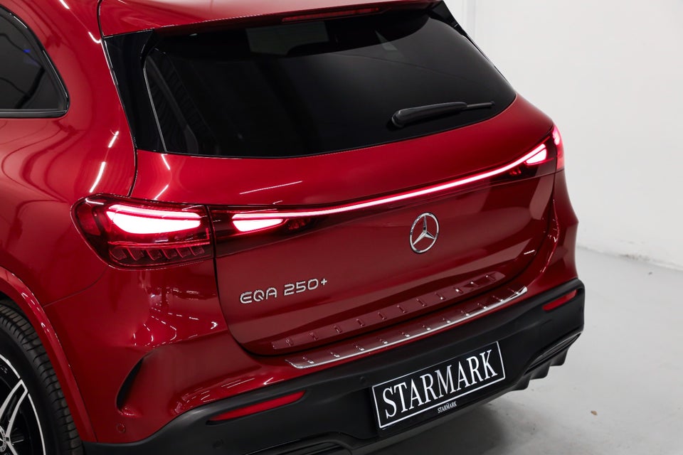 Mercedes EQA250+ AMG Advance 5d
