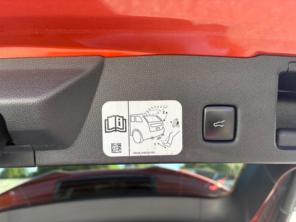 Ford Kuga 2,5 PHEV ST-Line X CVT 5d