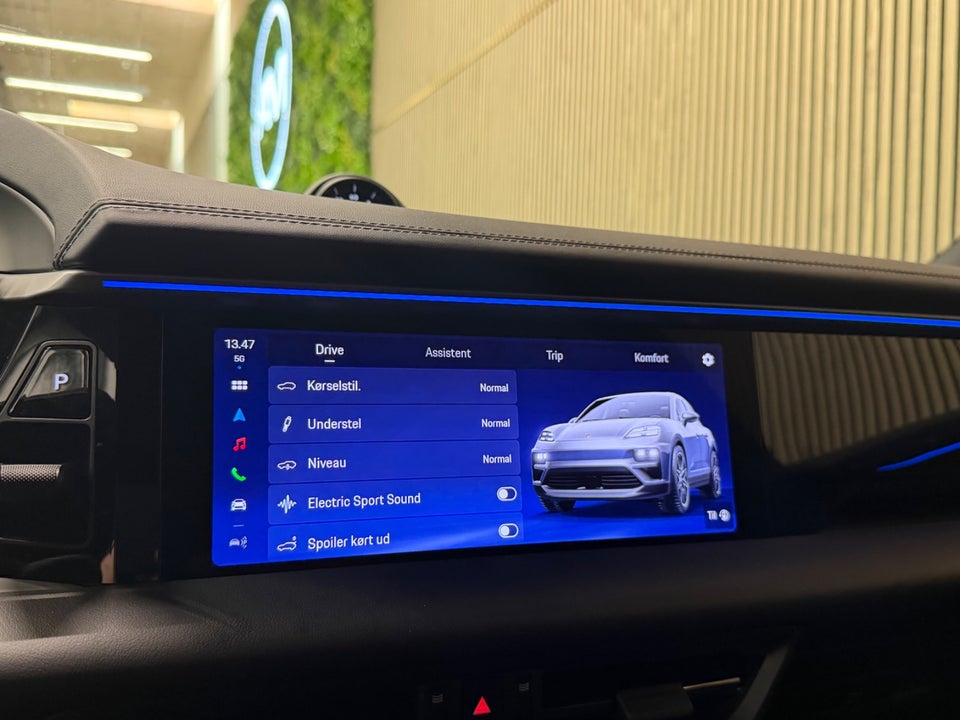 Porsche Macan 4 5d