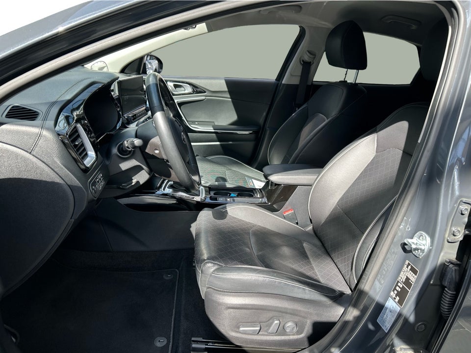 Kia XCeed 1,6 PHEV Spirit DCT 5d