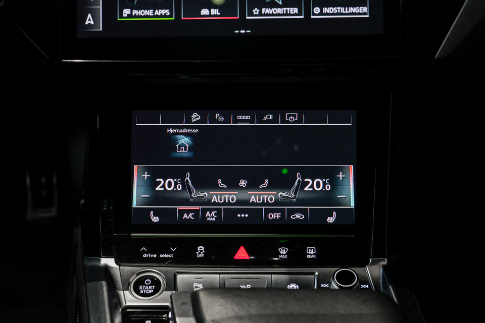 Audi Q8 e-tron 55 S-line quattro 5d