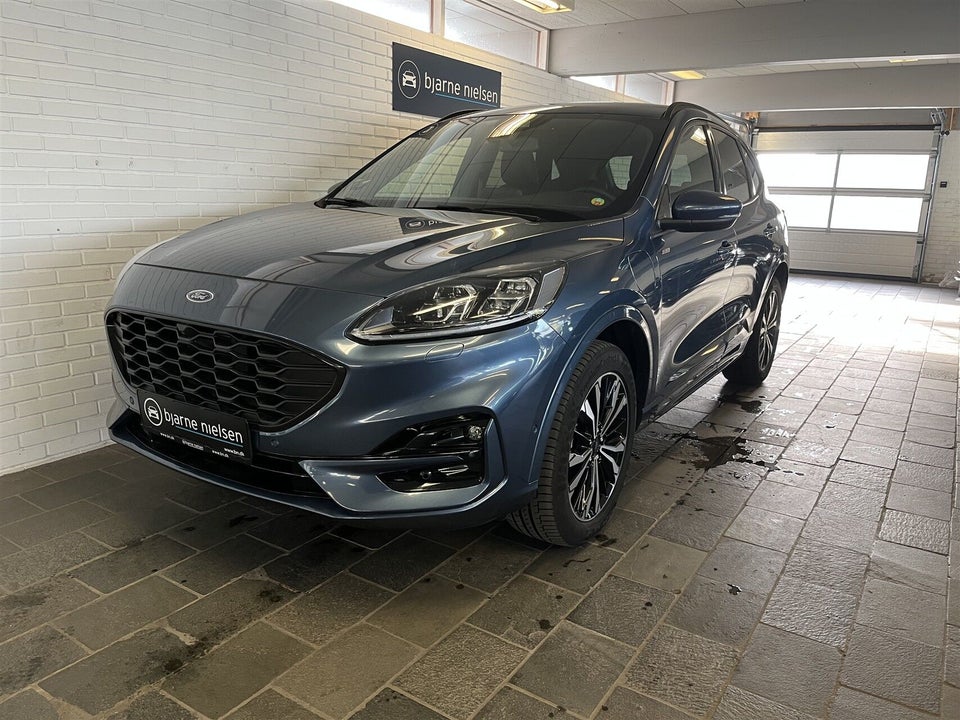Ford Kuga 2,5 PHEV ST-Line X CVT 5d