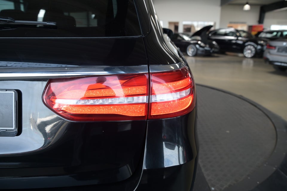 Mercedes E220 d 2,0 Avantgarde stc. aut. 5d