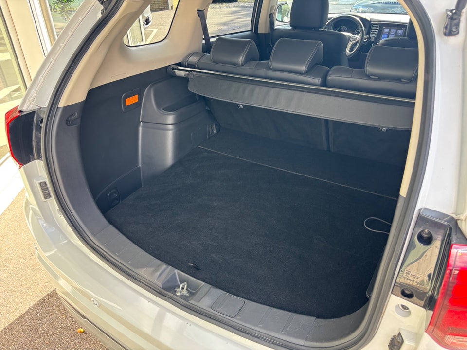 Mitsubishi Outlander 2,4 PHEV Intense CVT 4WD 5d