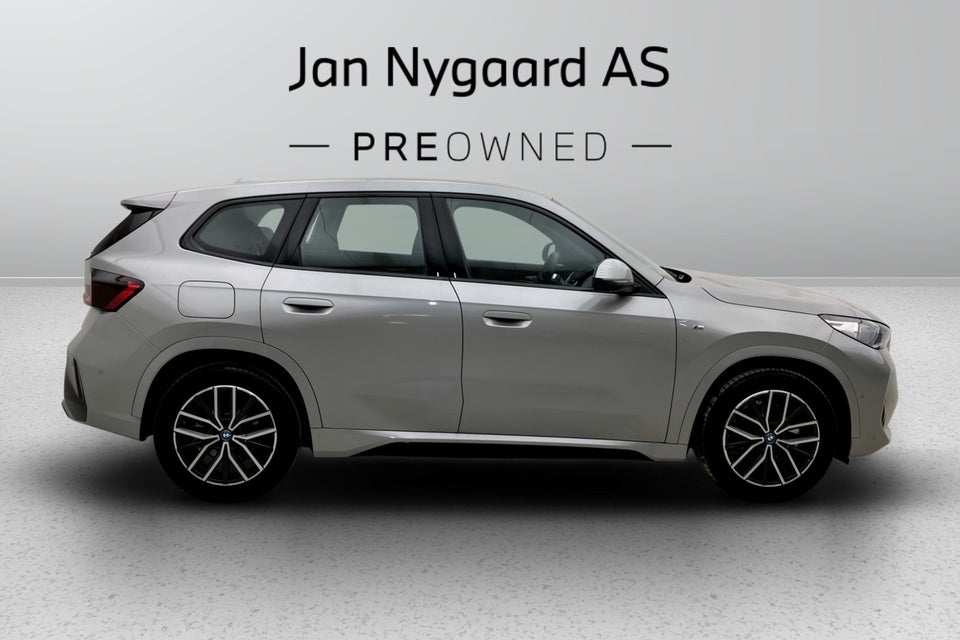 BMW iX1 eDrive20 M-Sport 5d