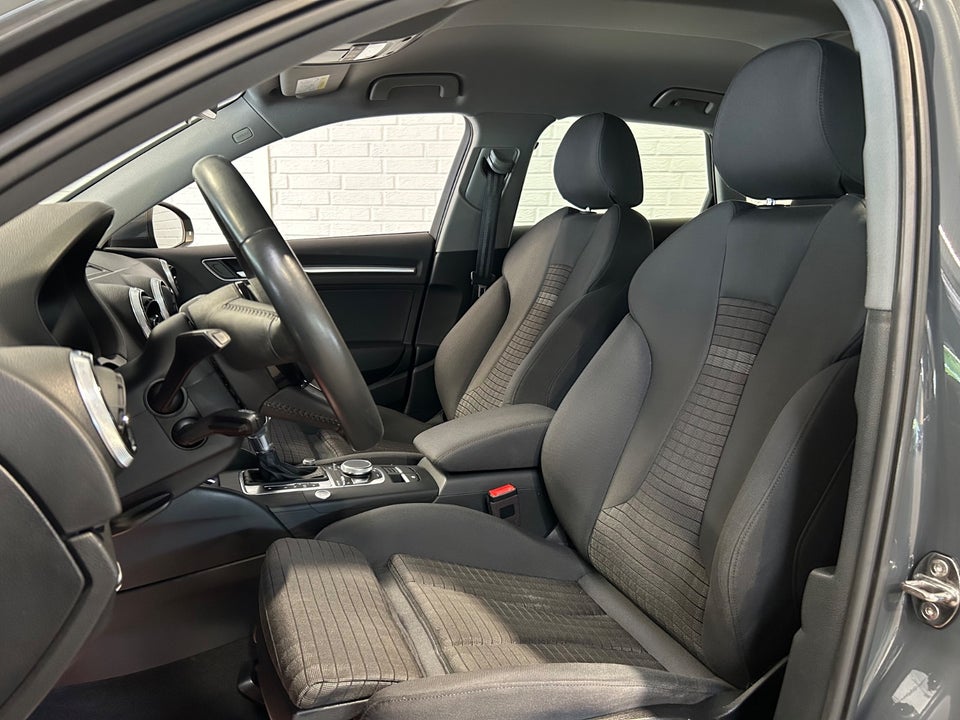 Audi A3 40 TFSi e Sportback S-tr. 5d