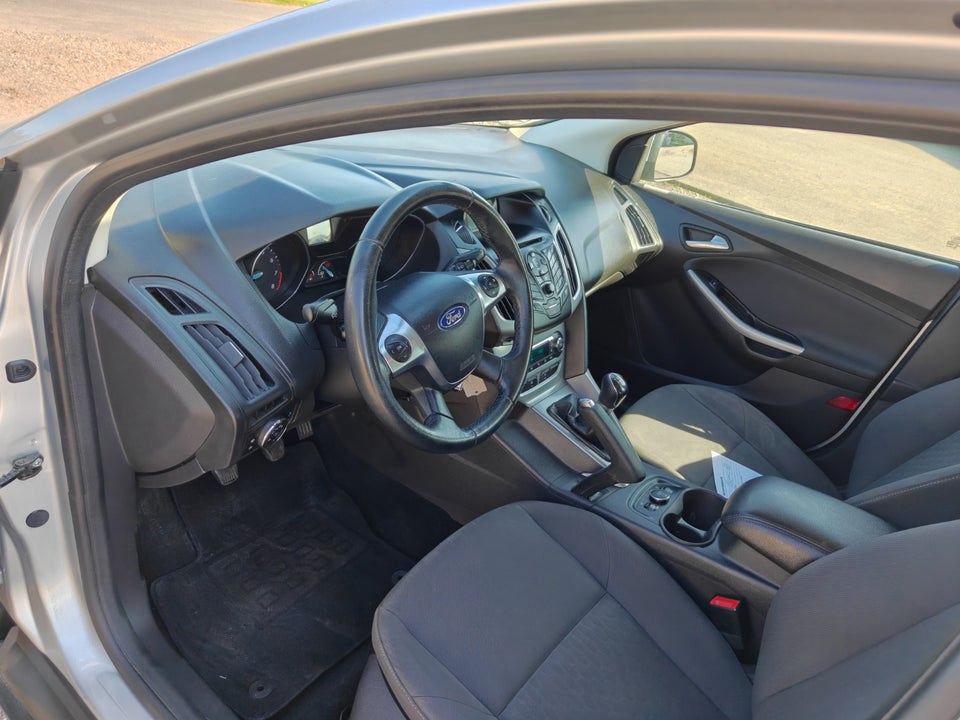 Ford Focus 1,0 SCTi 100 Titanium ECO 5d