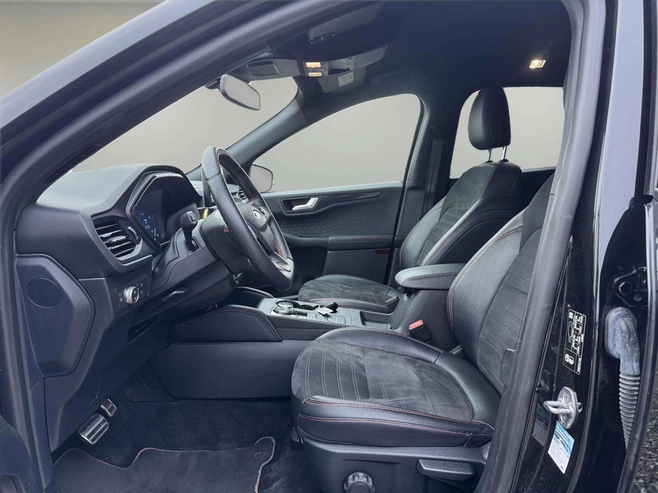 Ford Kuga 2,5 PHEV ST-Line X CVT 5d