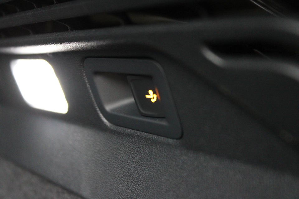 VW ID.4 77 Style 4Motion 5d