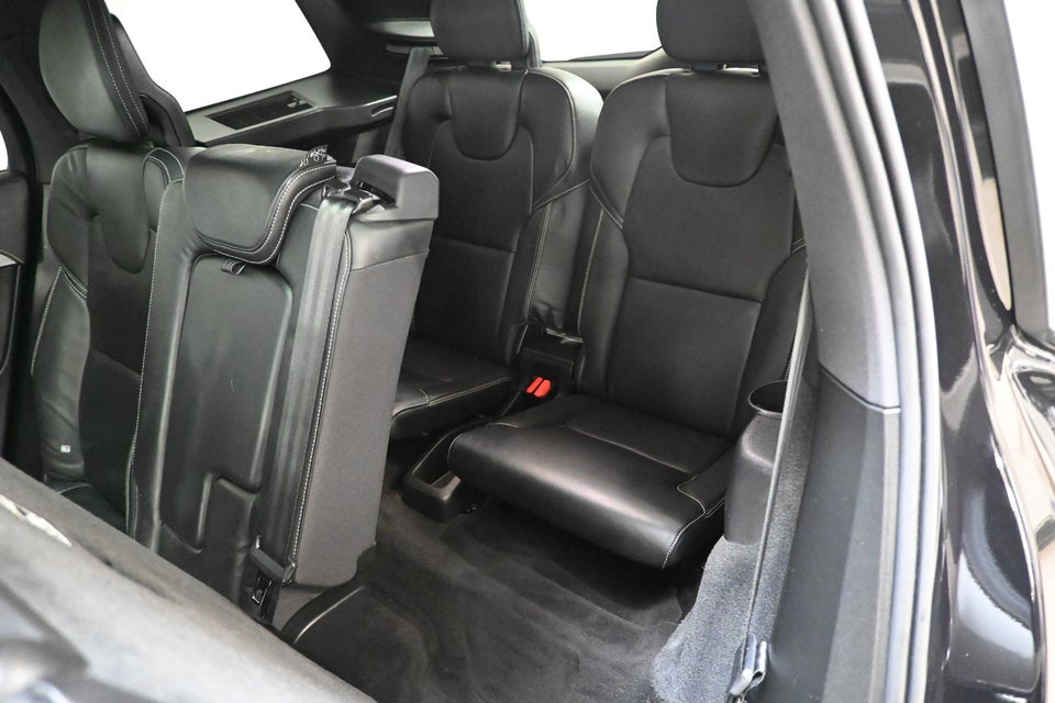 Volvo XC90 2,0 T8 ReCharge R-Design aut. AWD 7prs 5d