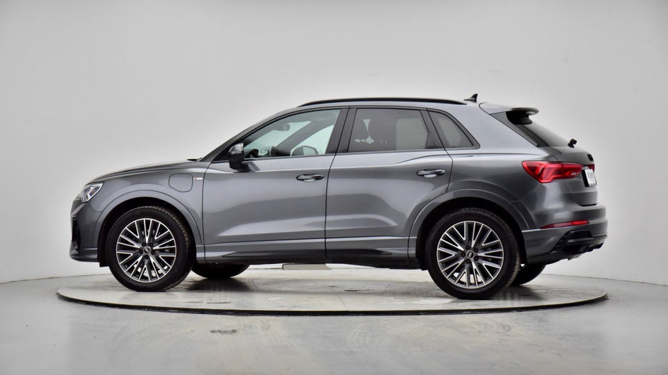 Audi Q3 45 TFSi e S-line plus S-tr. 5d