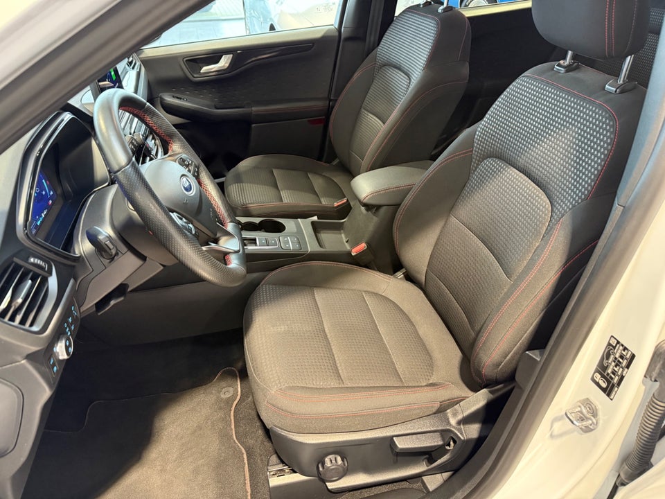 Ford Kuga 2,5 PHEV ST-Line CVT 5d