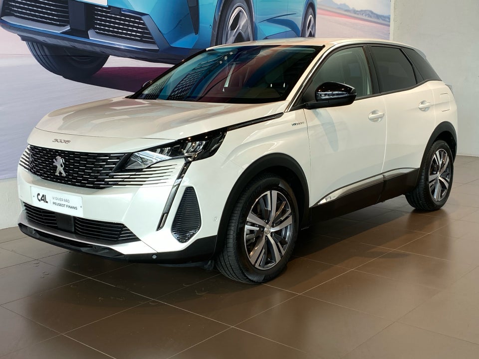 Peugeot 3008 1,6 Hybrid4 Allure Pack Limited EAT8 5d