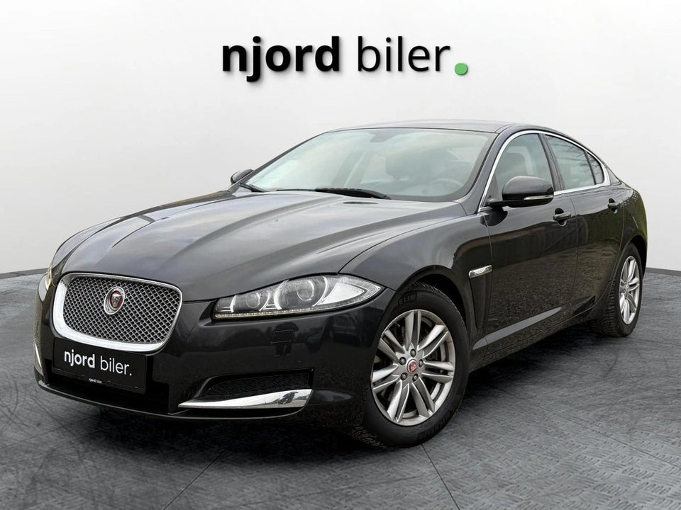 Jaguar XF 2,2 D 163 Luxury aut. 4d