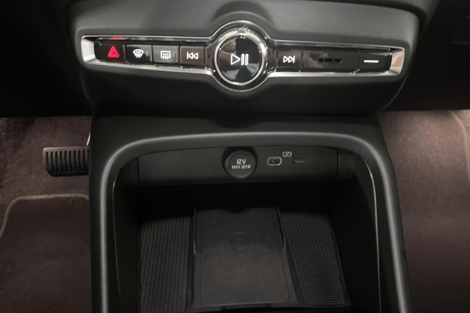 Volvo XC40 ReCharge Core 5d