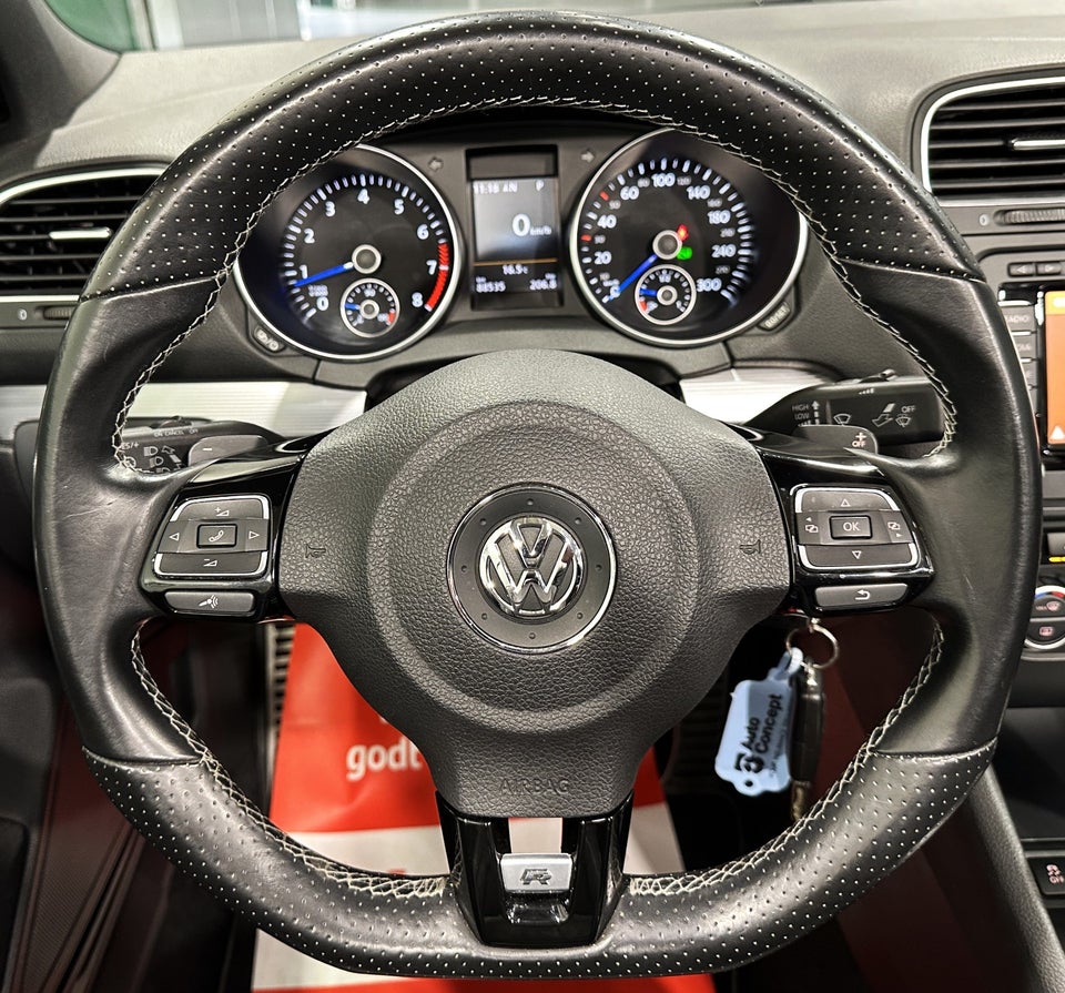 VW Golf VI 2,0 R Cabriolet DSG 2d