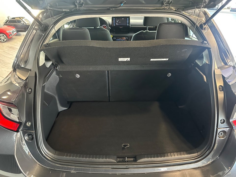 Toyota Yaris 1,5 Hybrid H1 e-CVT 5d