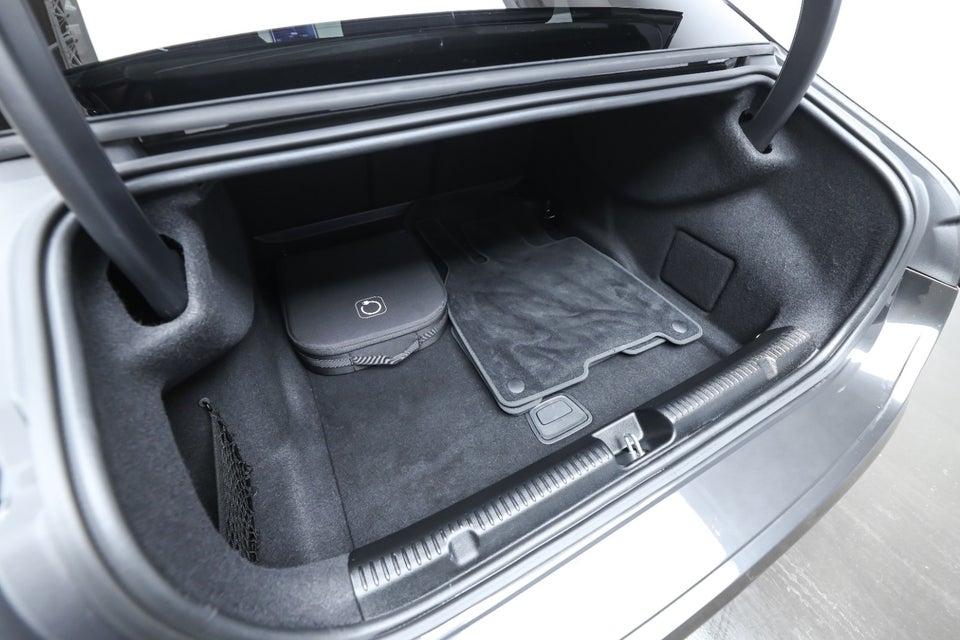 Mercedes EQE350+ Electric Art 4d