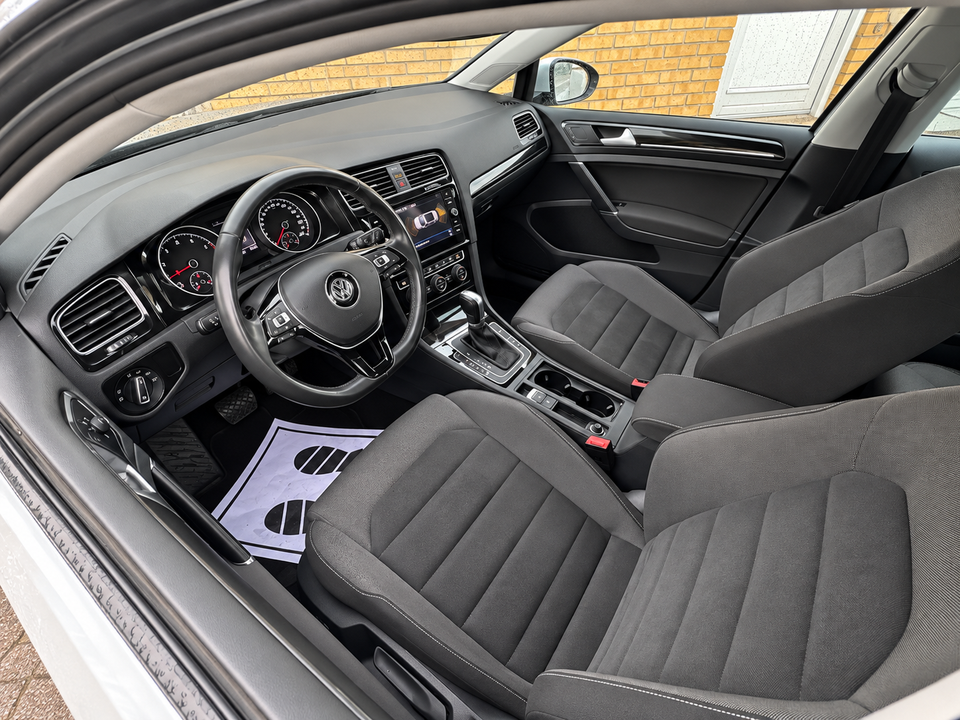 VW Golf VII 1,5 TSi 150 Highline DSG 5d
