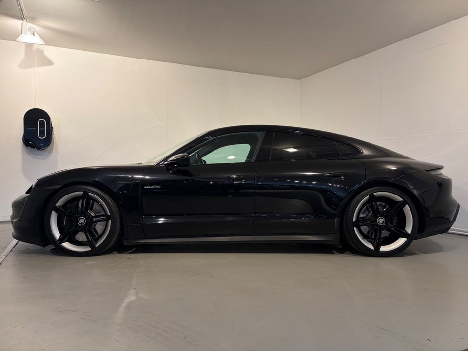 Porsche Taycan 4S Performance+ 4d