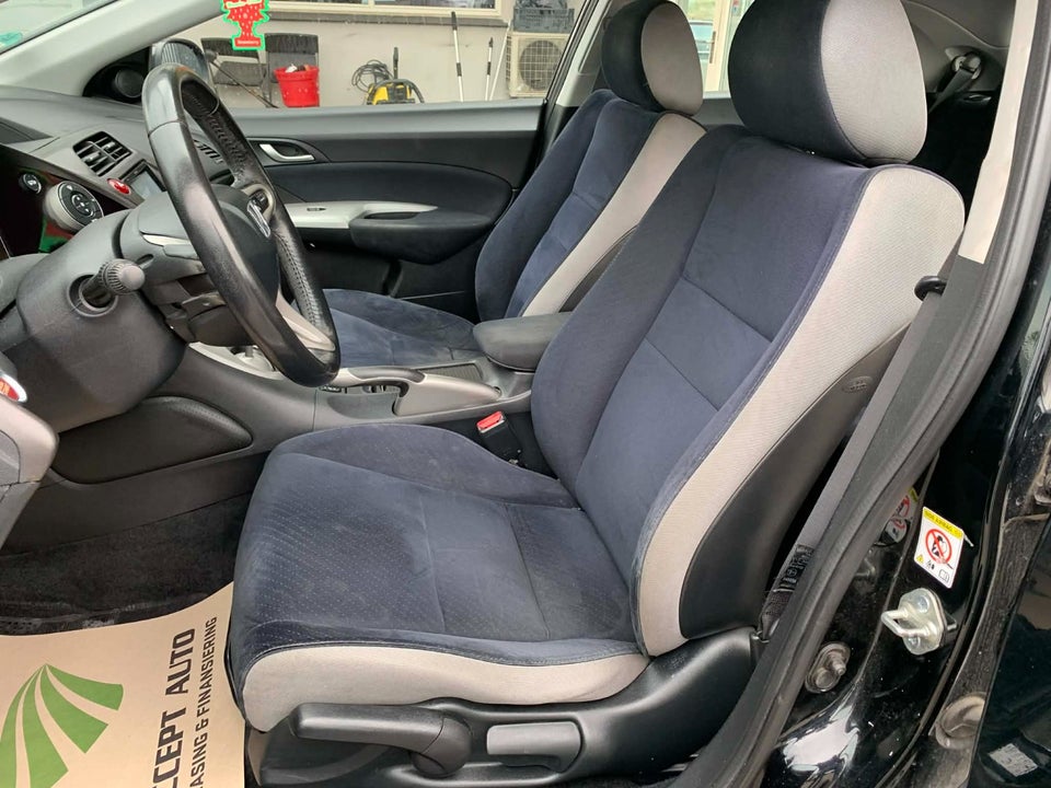 Honda Civic 1,8 Sport 5d