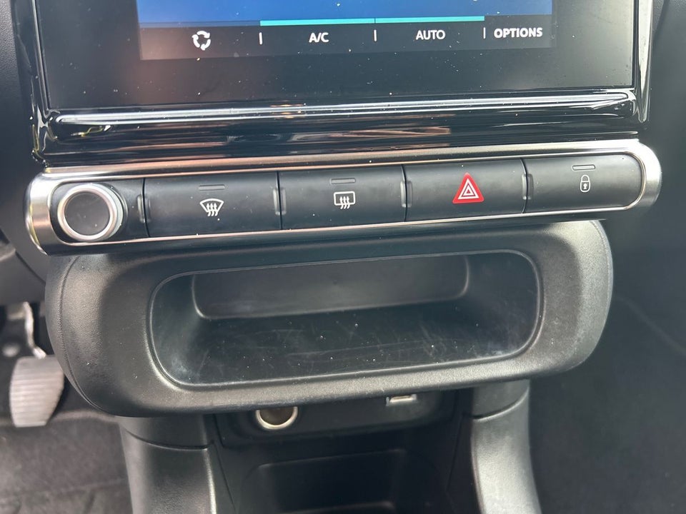 Citroën C3 1,2 PureTech 83 Shine 5d