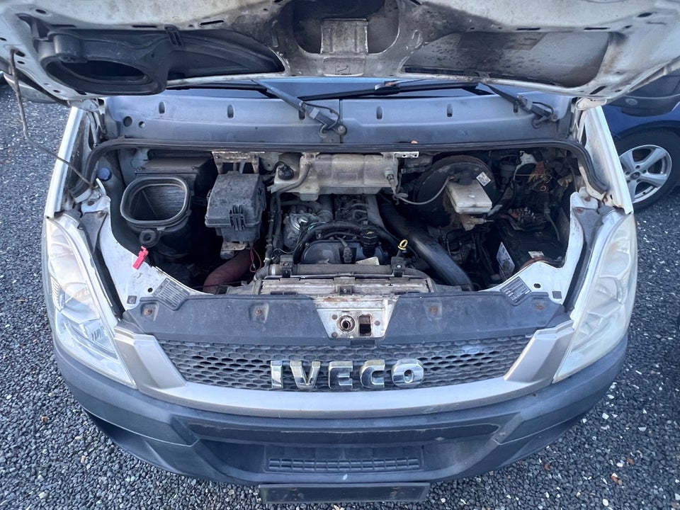 Iveco Daily 3,0 35C15 4100mm Lad 2d