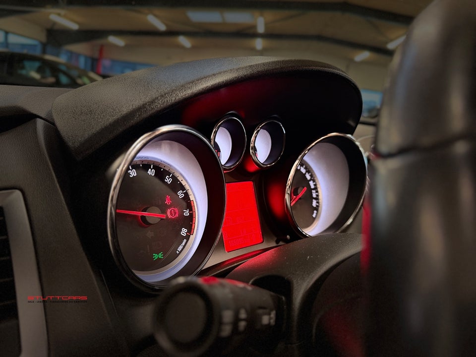 Opel Astra 1,4 T 140 Enjoy 5d