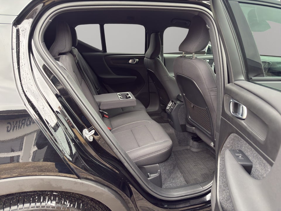 Volvo XC40 P6 ReCharge Plus 5d