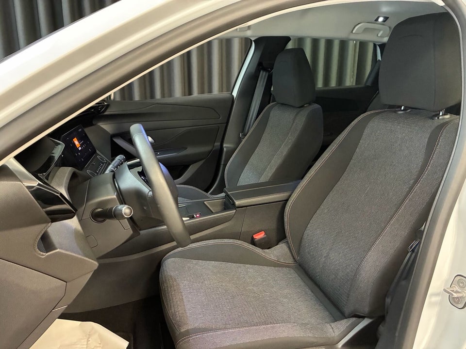 Peugeot e-308 54 Style SW 5d