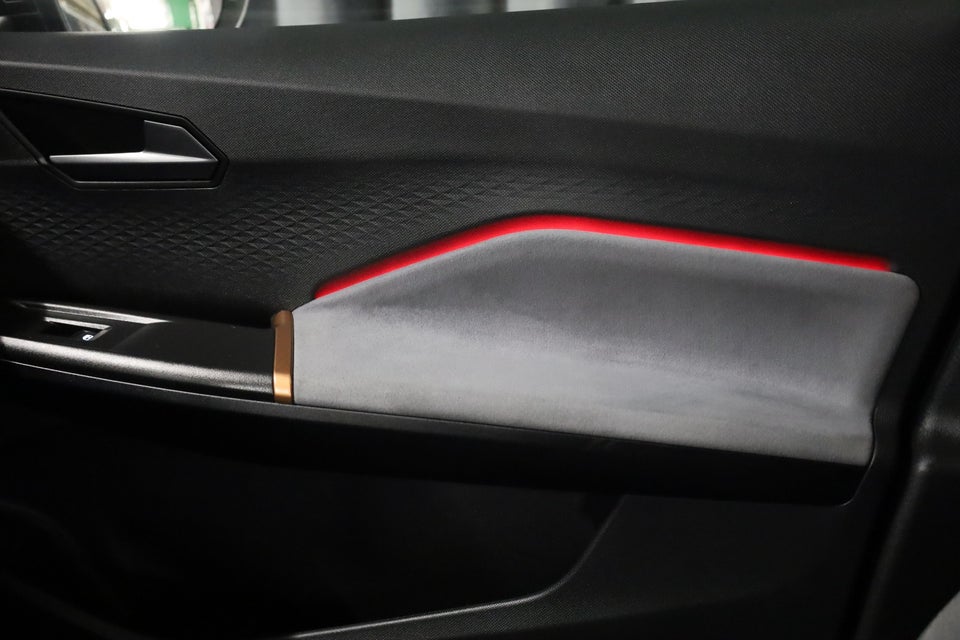 Cupra Born 77 e-Boost Dinamica Pack High 5d