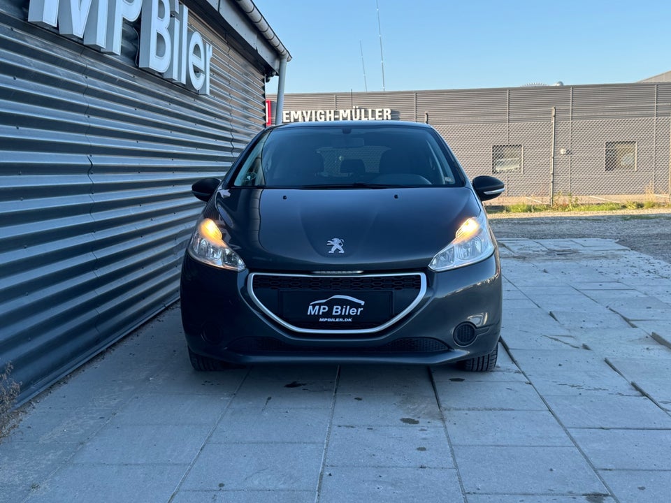 Peugeot 208 1,0 VTi Active 5d