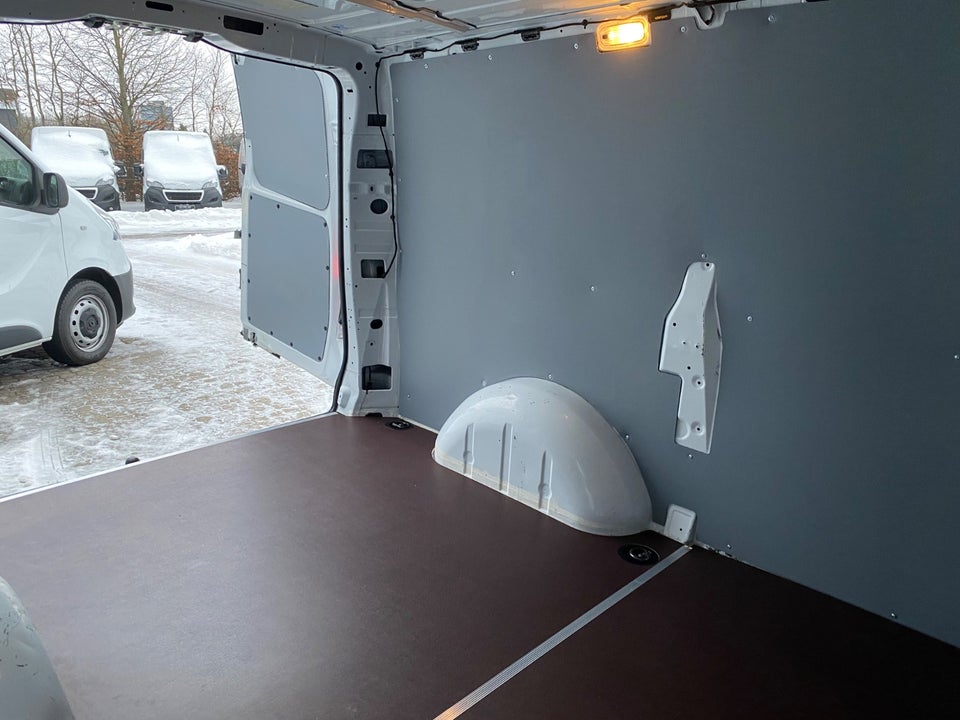 Mercedes Vito 114 2,0 CDi Kassevogn aut. L RWD