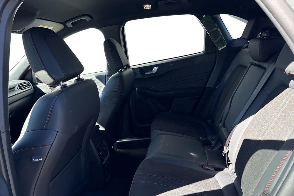 Ford Kuga 2,5 PHEV ST-Line X CVT 5d