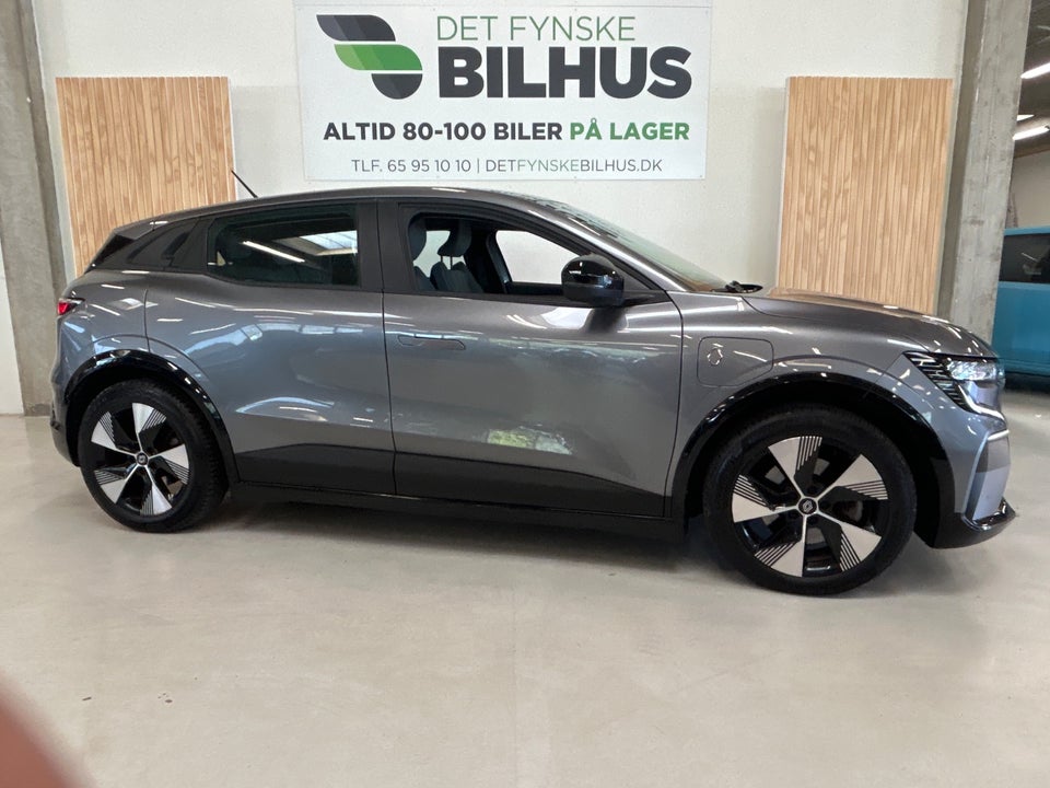 Renault Megane E-Tech 60 Equilibre 5d