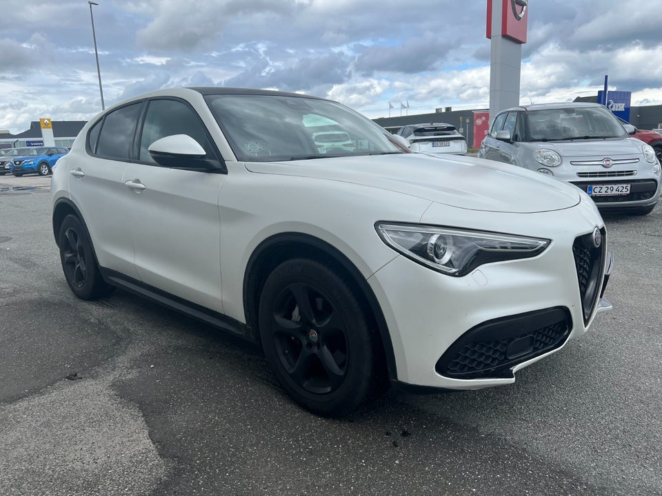 Alfa Romeo Stelvio 2,2 JTD 190 Edizione aut. Van 5d