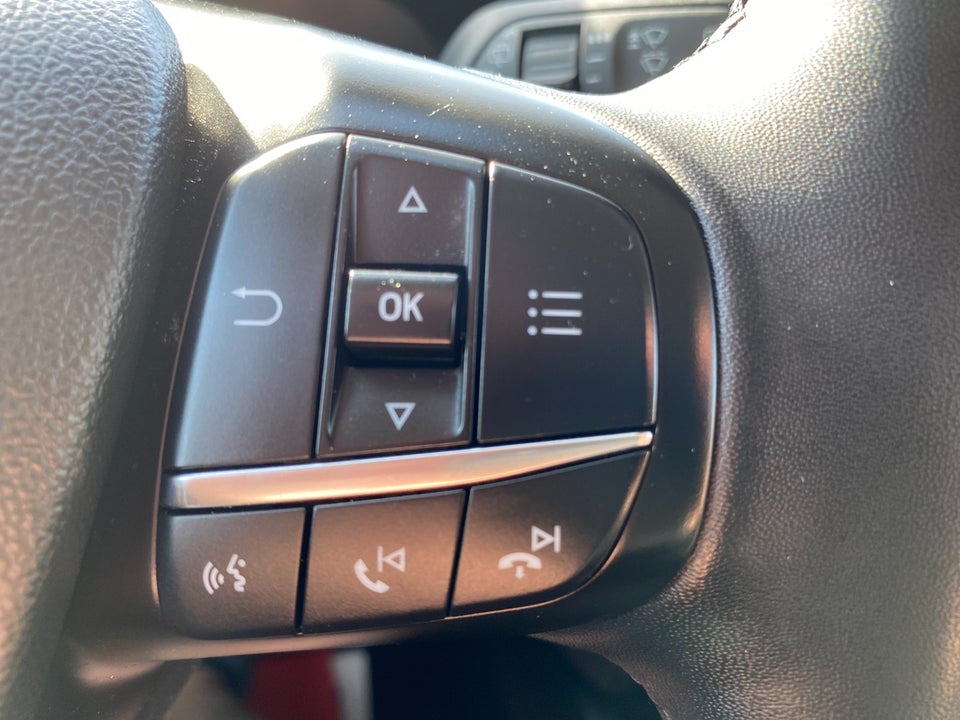 Ford Focus 1,0 EcoBoost mHEV Titanium 5d