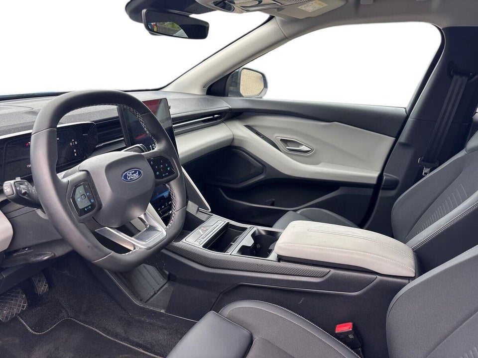 Ford Explorer 77 Premium Extended Range 5d
