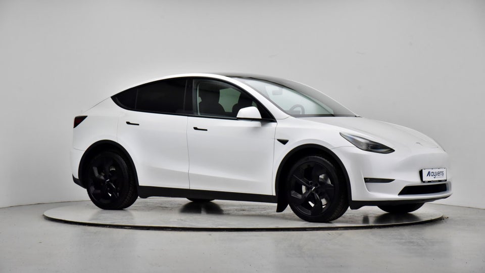 Tesla Model Y Long Range AWD 5d