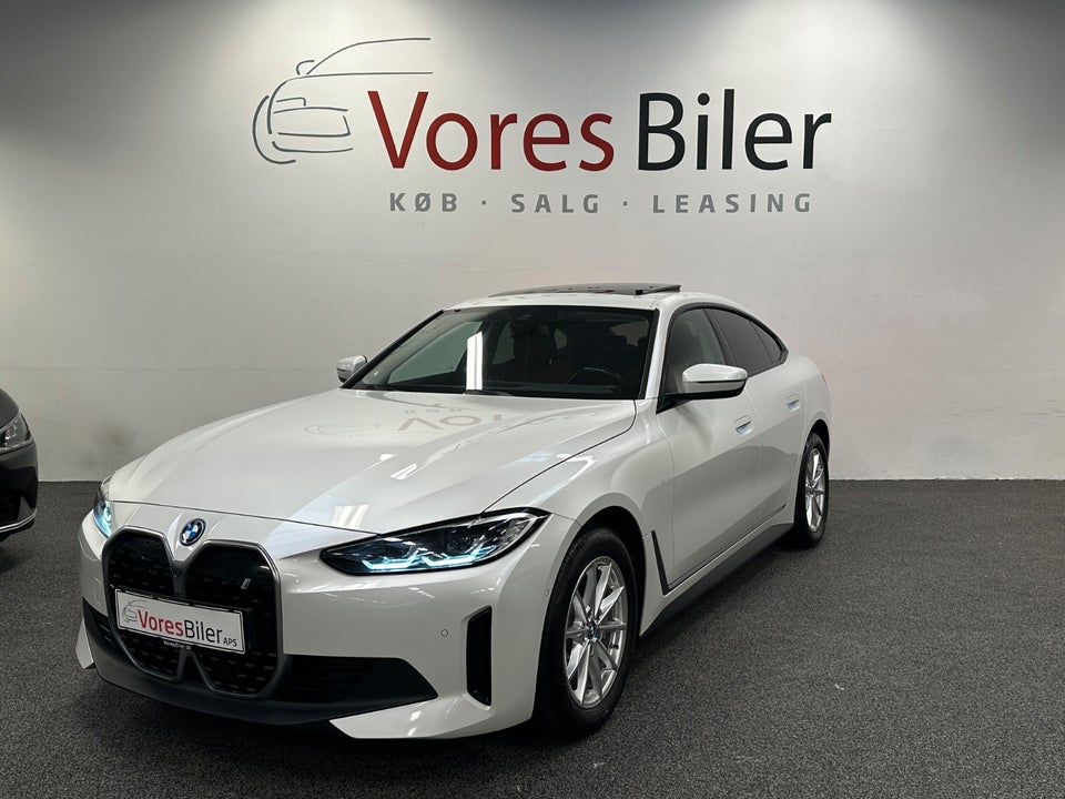 BMW i4 eDrive40 Charged 5d