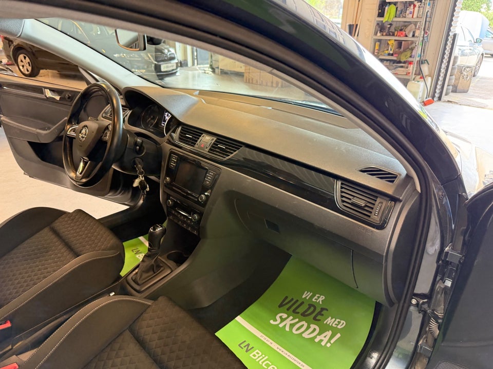 Skoda Rapid 1,0 TSi 110 Ambition DSG 5d