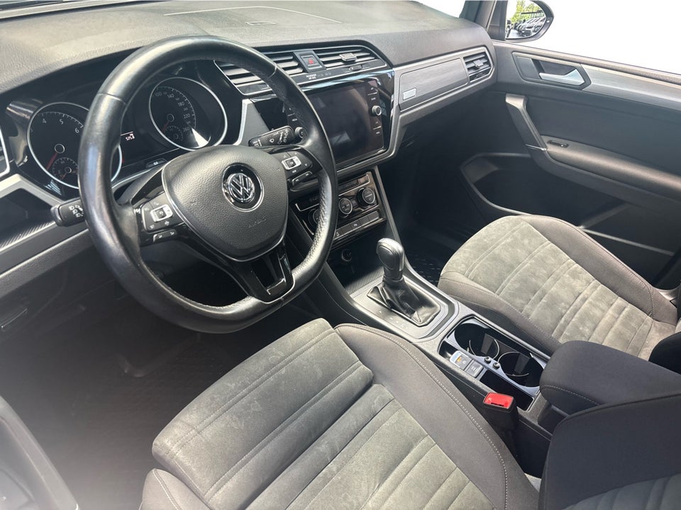 VW Touran 1,5 TSi 150 Comfortline Family DSG 7prs 5d