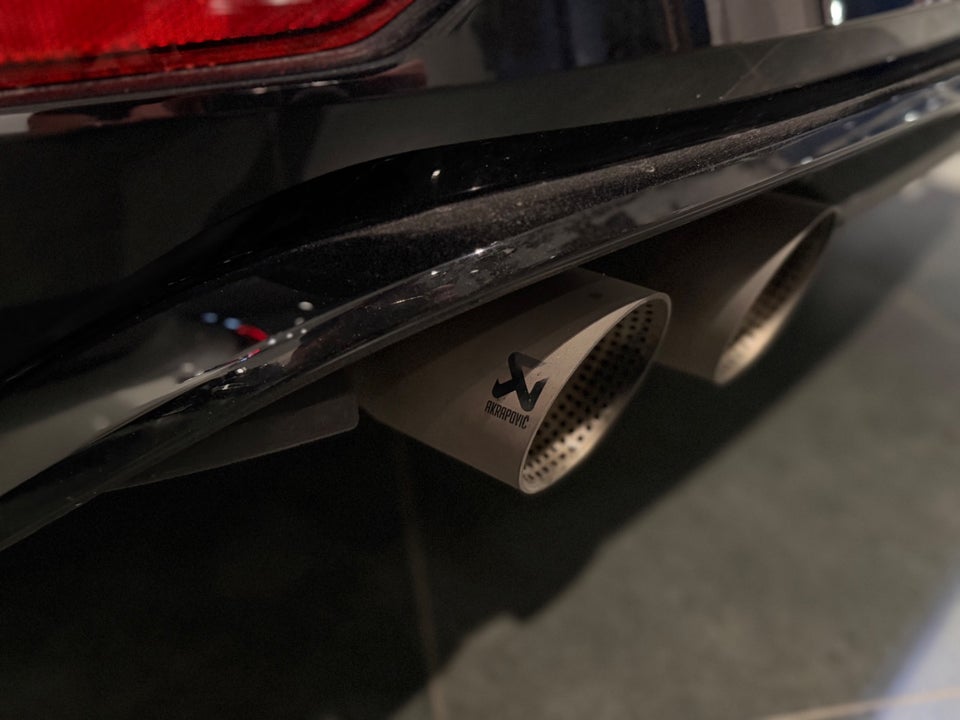 VW Golf VII 2,0 R DSG 4Motion 5d