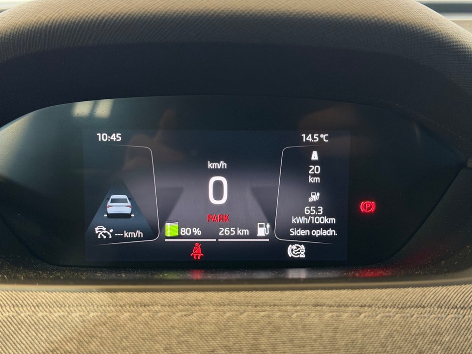 Skoda Enyaq 80 iV Plus Loft 5d