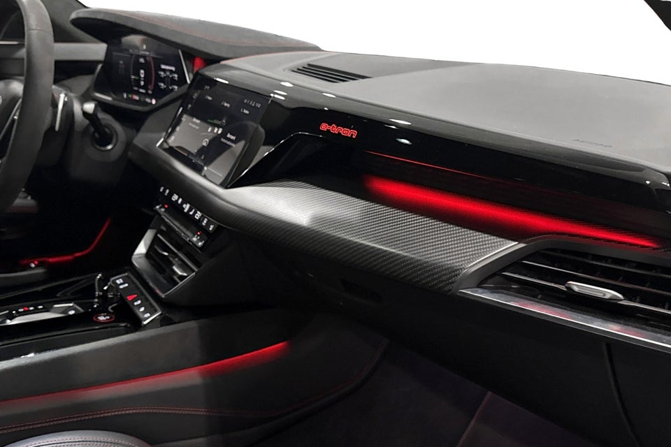 Audi RS e-tron GT pro quattro 4d