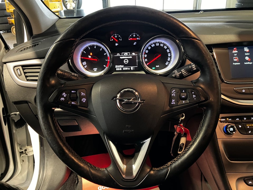 Opel Astra 1,0 T 105 Enjoy 5d