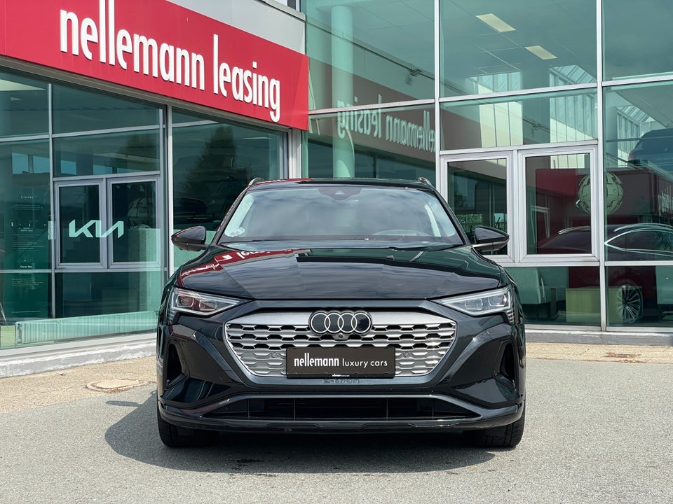 Audi Q8 e-tron 55 S-line Sportback quattro 5d