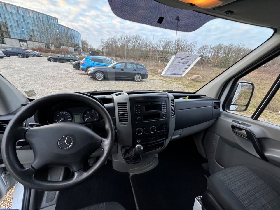 Mercedes Sprinter 316 2,2 CDi R3L Kassevogn 5d